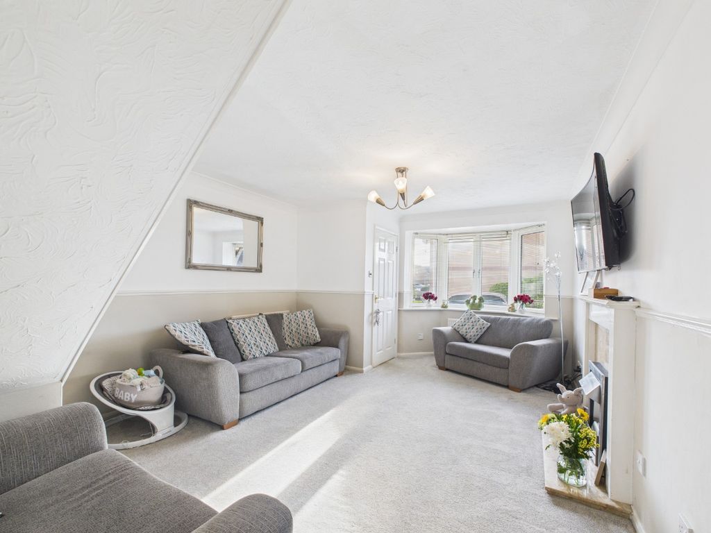 Property photo 3 of 18 4641479