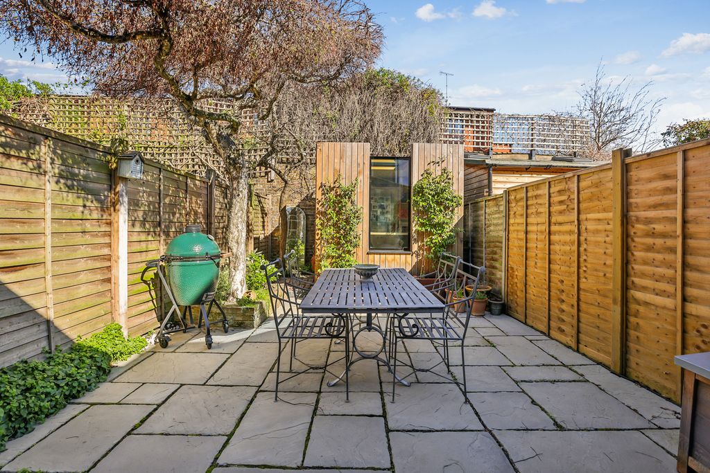 Property photo 3 of 15