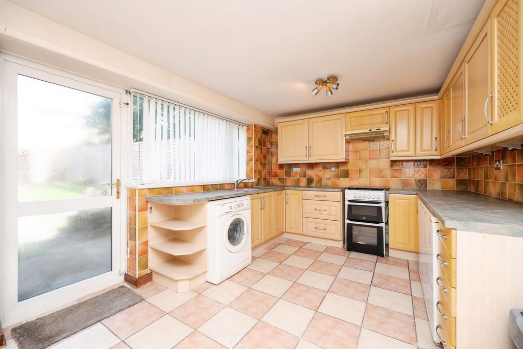 Property photo 3 of 17 Pbox-Img.Jpg