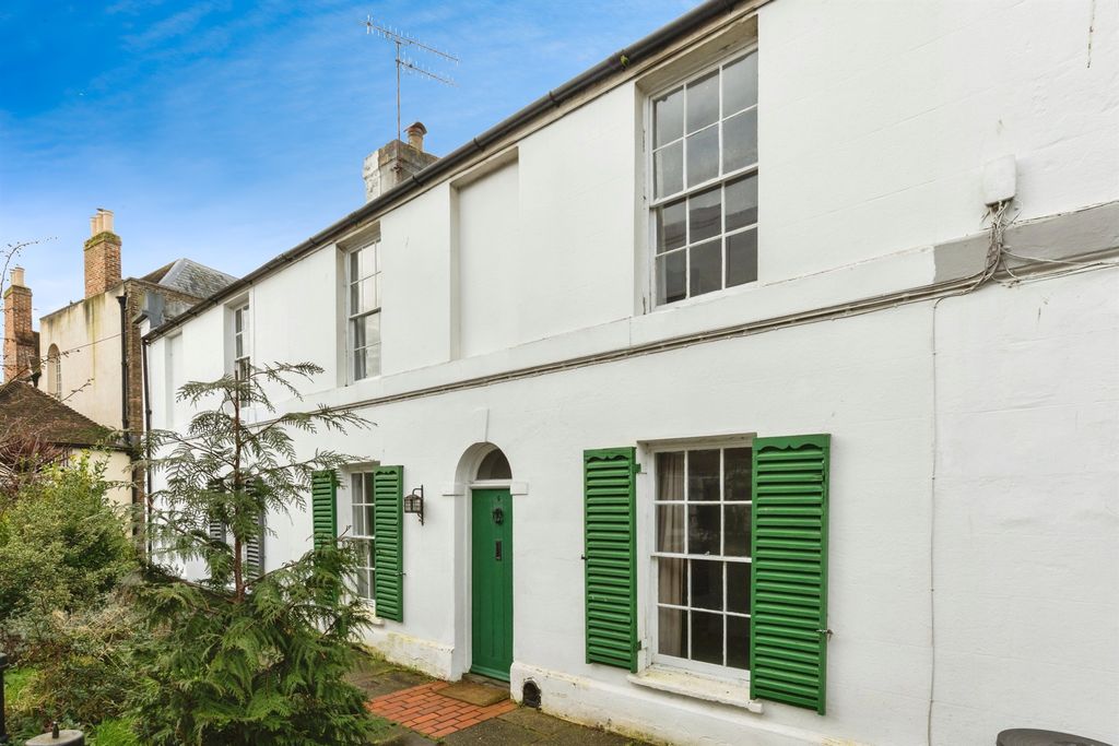 Property photo 1 of 17