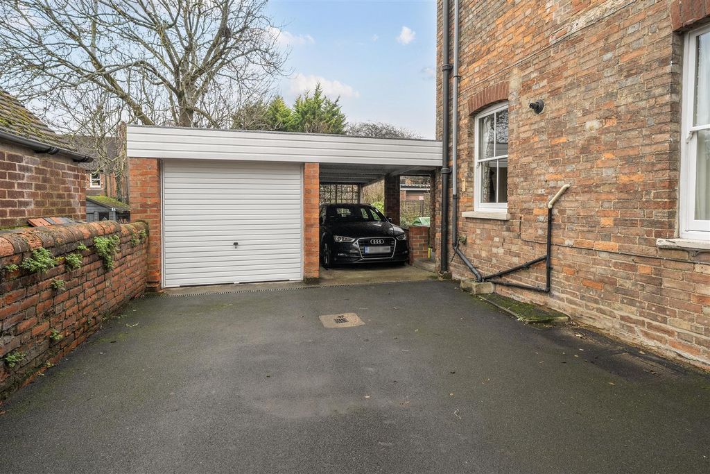 Additional image 21 of 6 bed semi-detached house for saleSt. Augustines Road, Bedford MK40