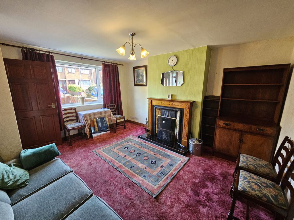 Property photo 3 of 14