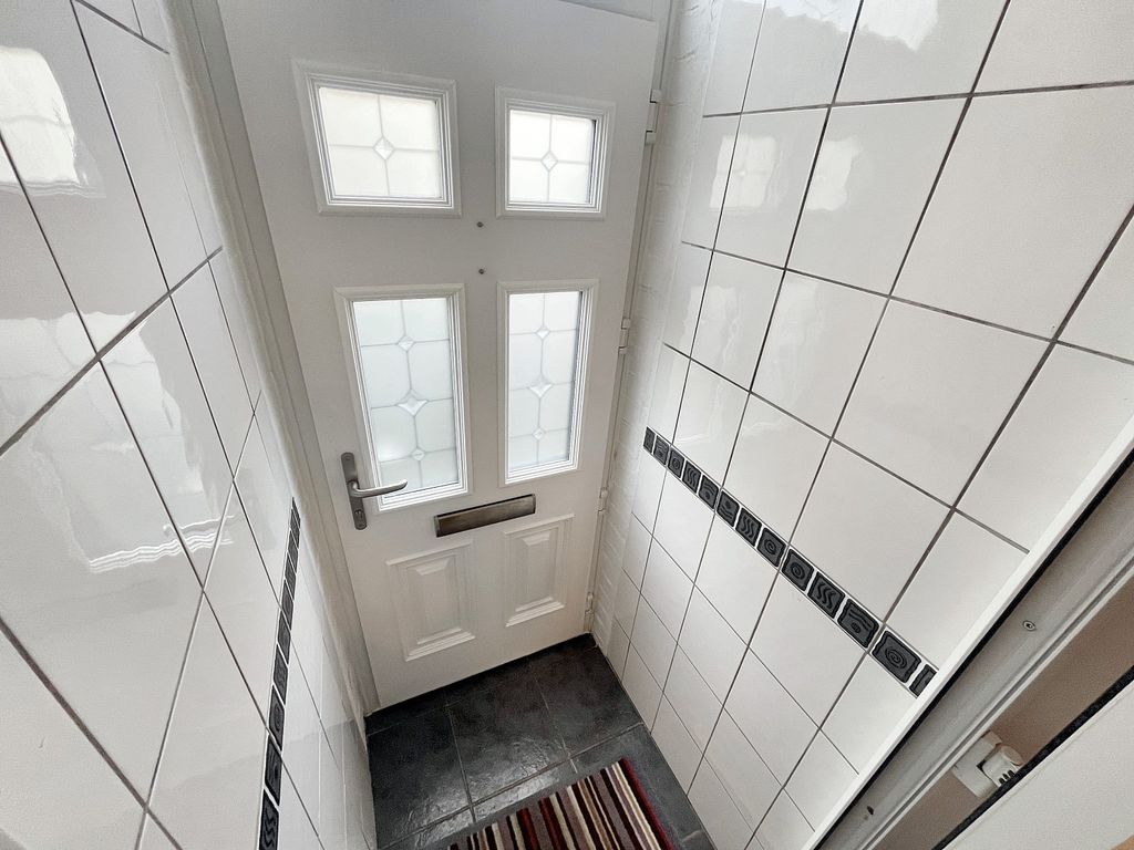 Property photo 2 of 20 Liv3