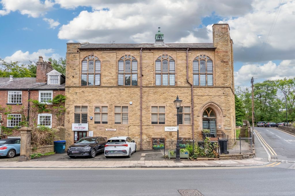 Property photo 1 of 19 Picture No. 04