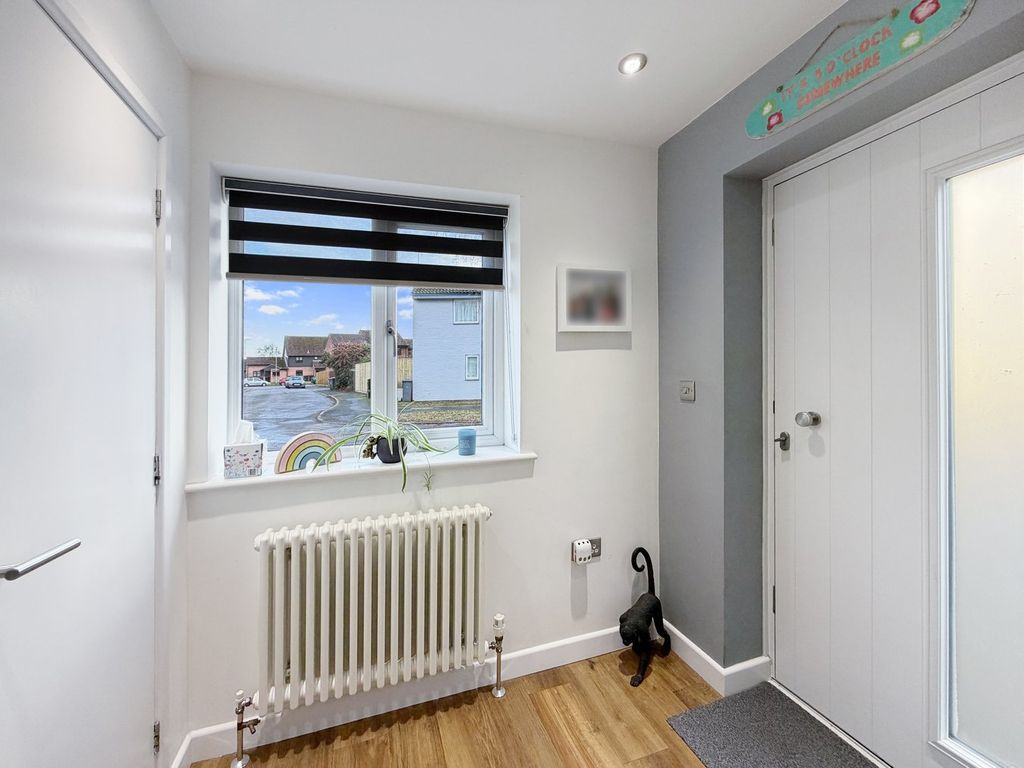 Property photo 3 of 26