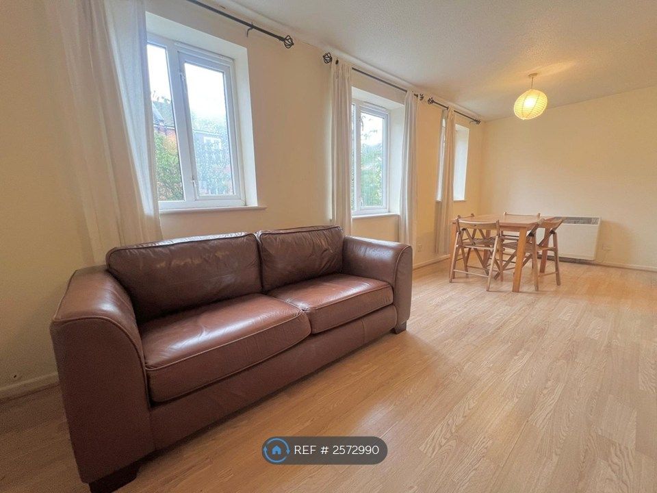 Property photo 3 of 19