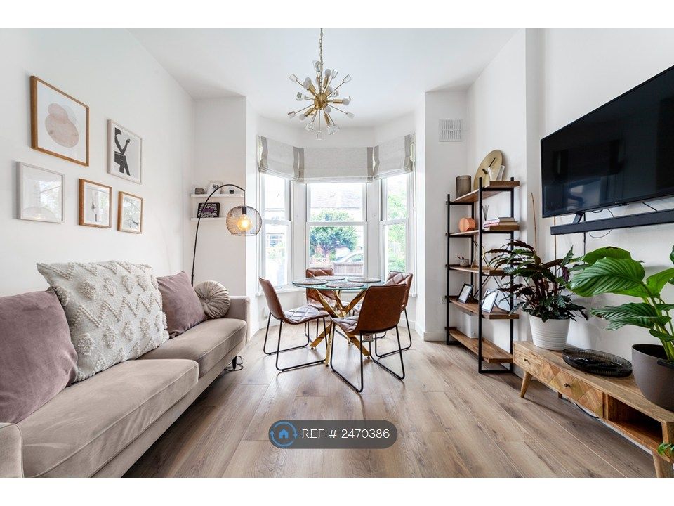 Property photo 1 of 31