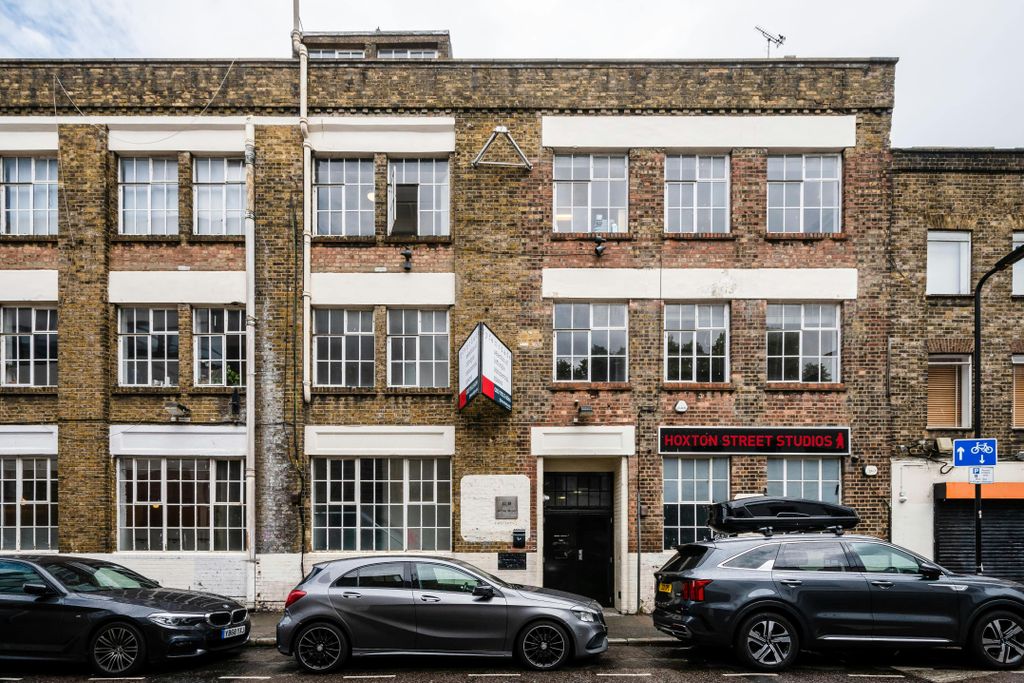 Property photo 1 of 8 Hoxton St Studios 207 New  Low Res 9.Jpg