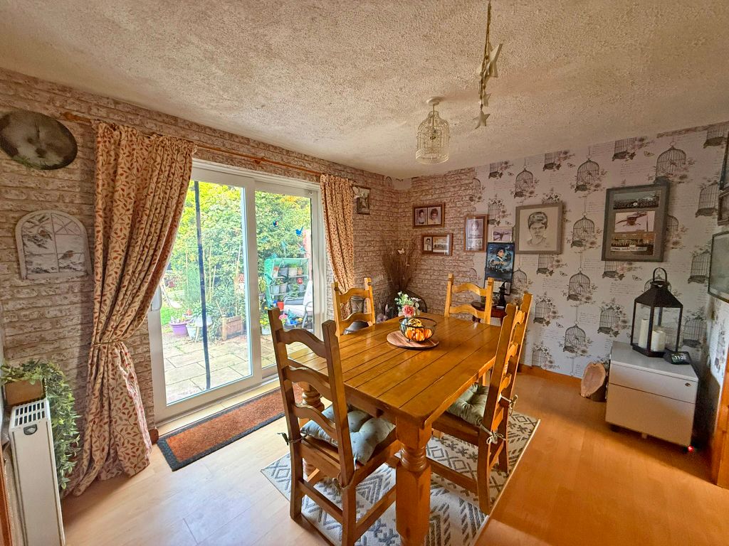 Property photo 3 of 12 Img_5622