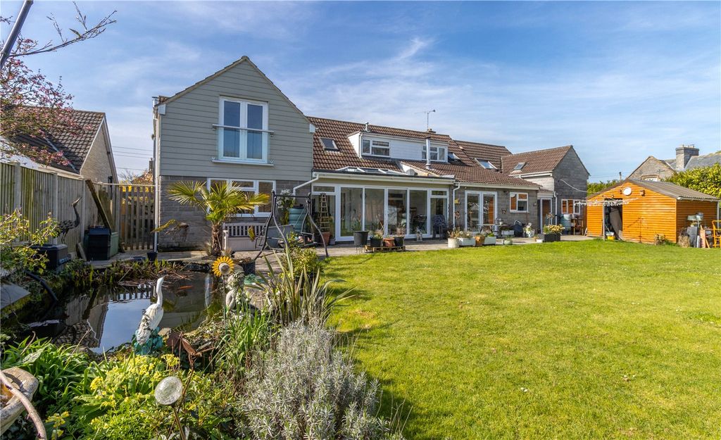 Property photo 1 of 25 Rear