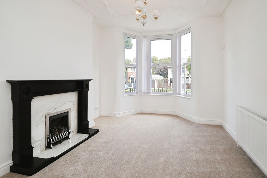 Property photo 3 of 20 Pbox-Img.Jpg
