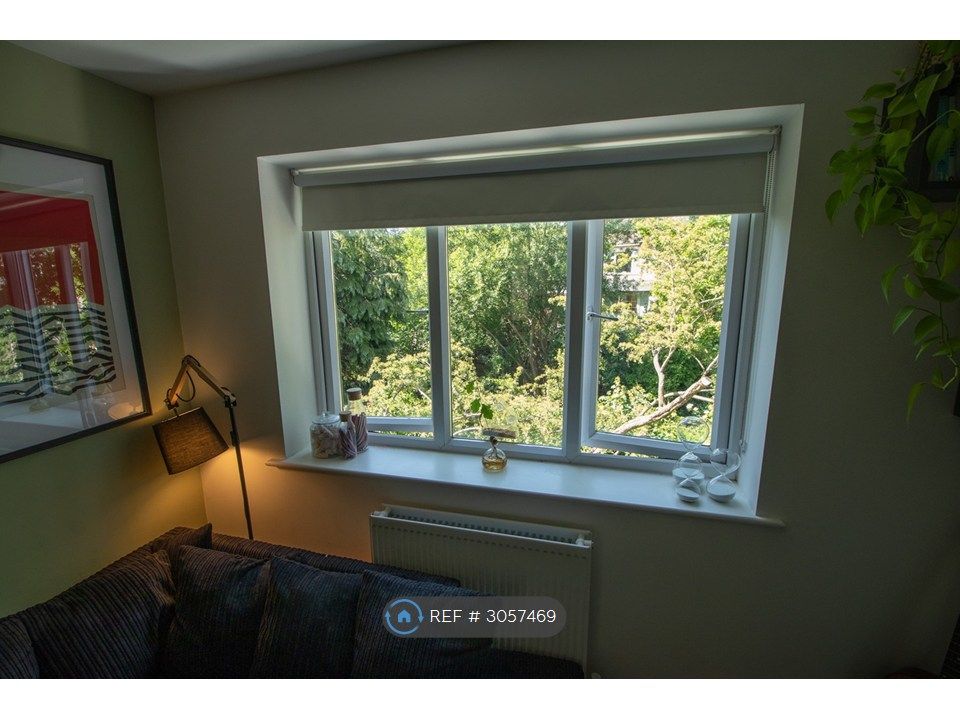 Property photo 3 of 21 Long Window - Trees/Very Quiet And Peaceful
