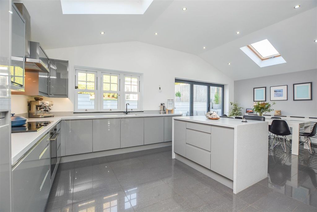 Property photo 2 of 24 Dsc_0363.Jpg