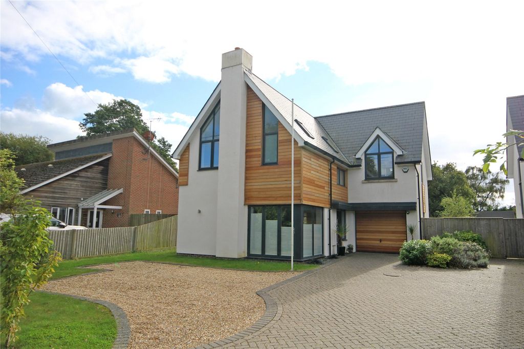Property photo 1 of 15 Picture No. 20
