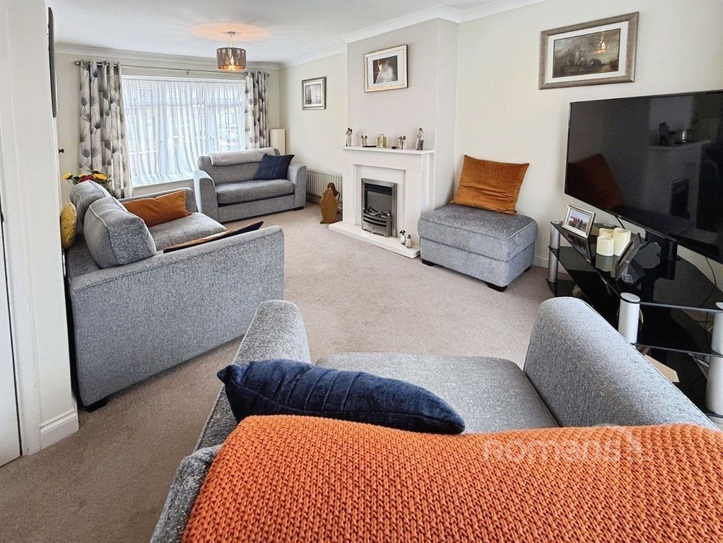 Property photo 3 of 23 Pbox-Img.Jpg