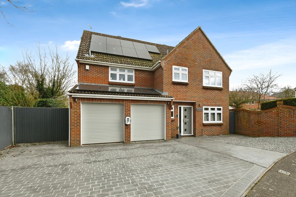 Property photo 1 of 17 Photography