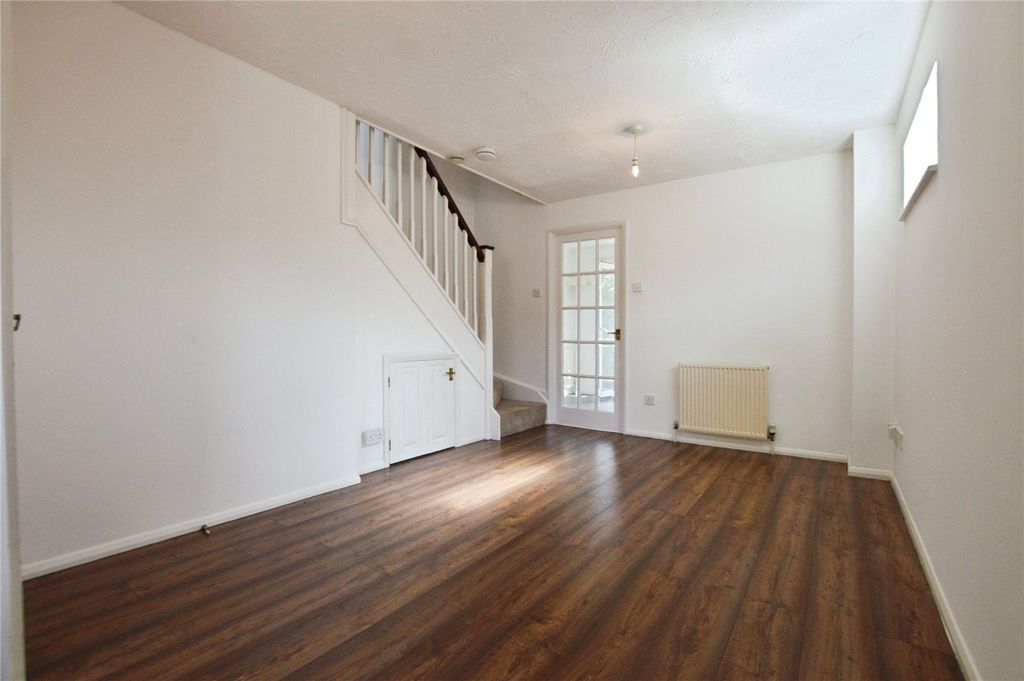 Property photo 3 of 11 Picture No. 14