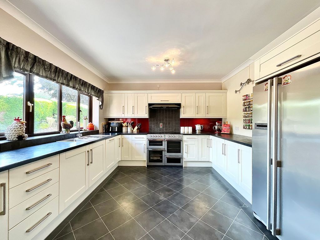 Property photo 3 of 56