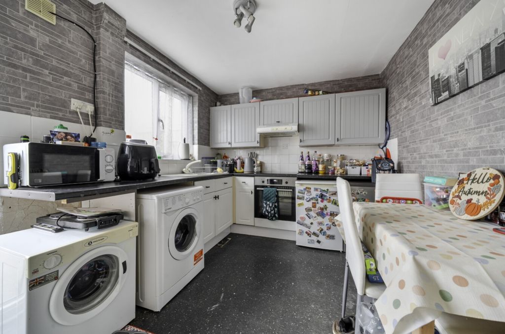 Property photo 3 of 10 1341311-5-68A47158Cea59