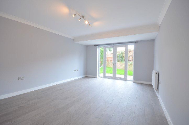 Property photo 3 of 14 Gallery