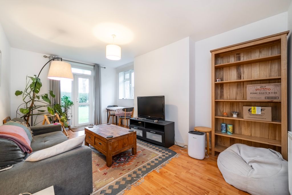 Property photo 2 of 7