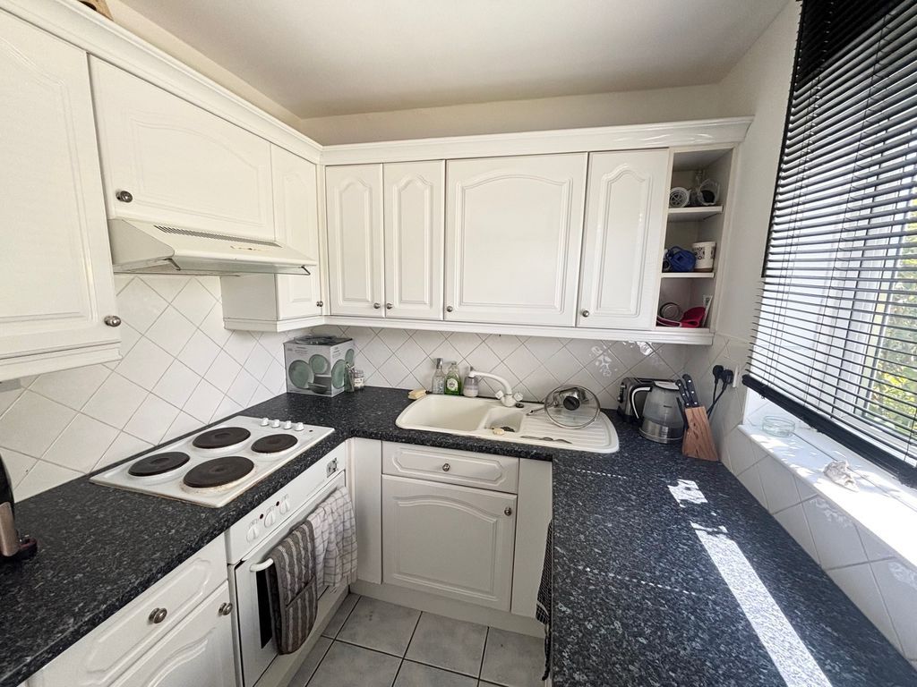 Property photo 2 of 5 Photo 3