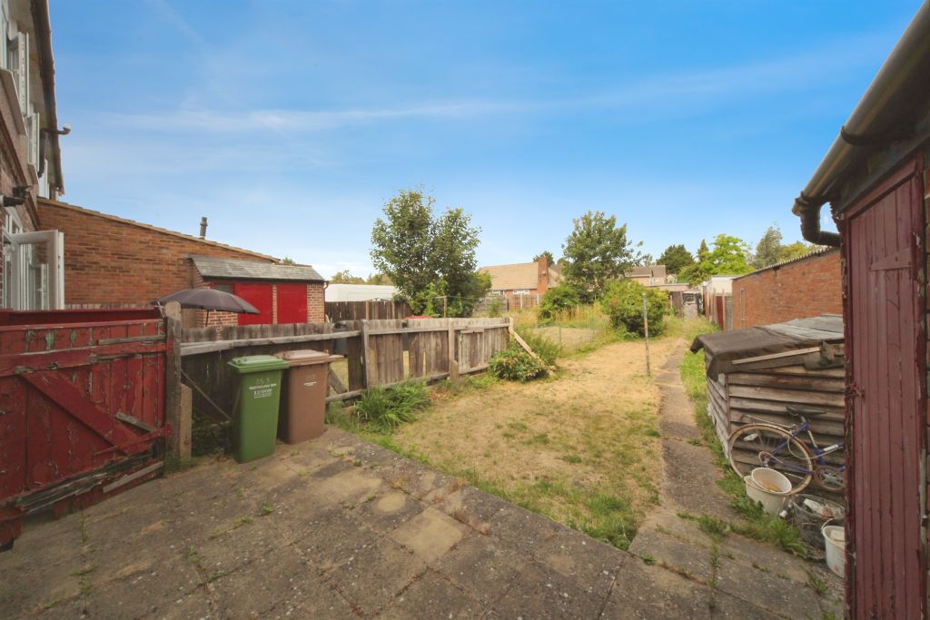 Property photo 3 of 16