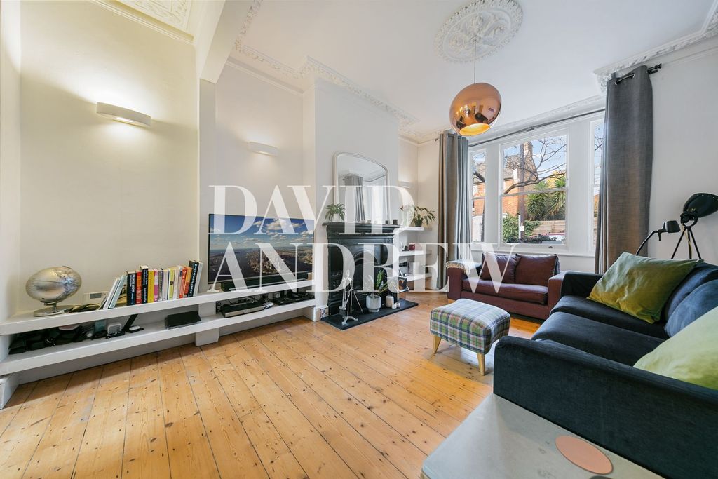 Property photo 1 of 13