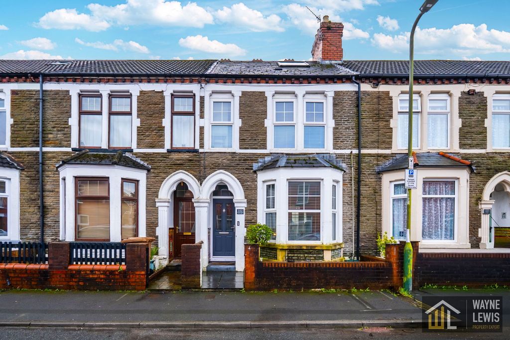 Property photo 1 of 43