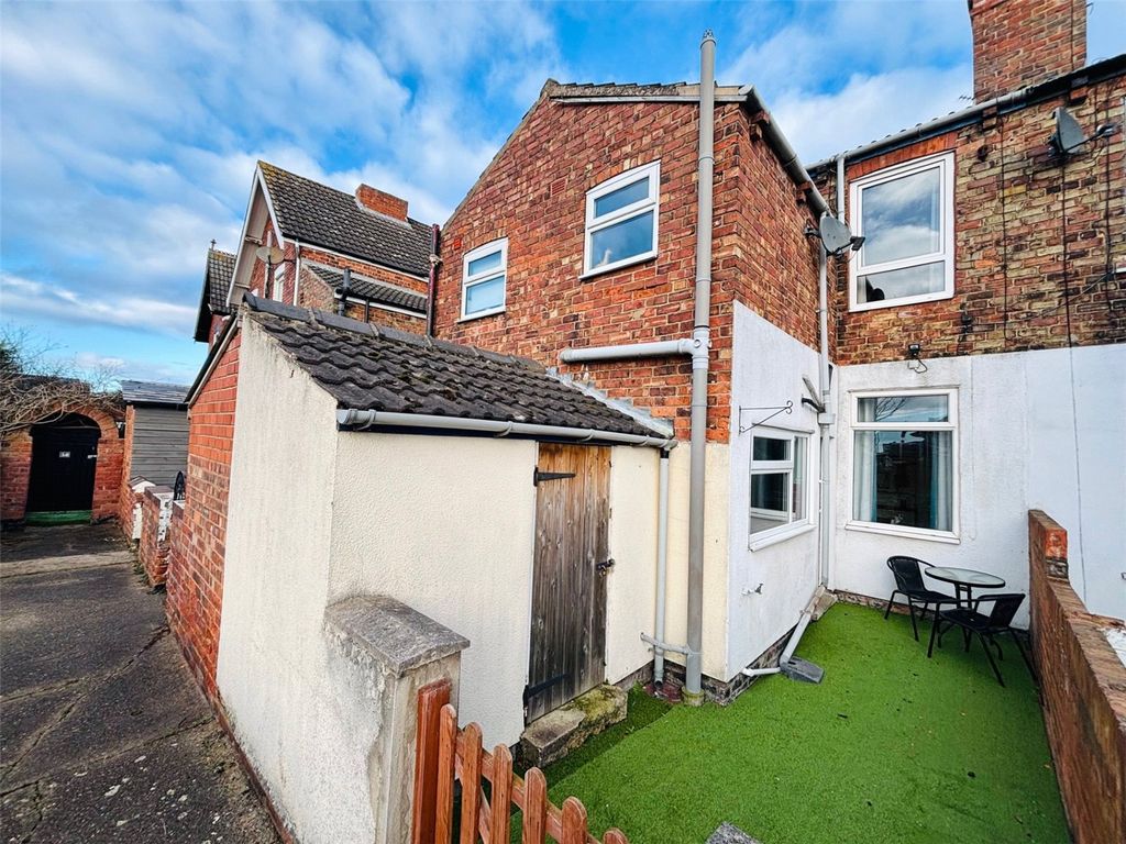 Property photo 3 of 15 Rear