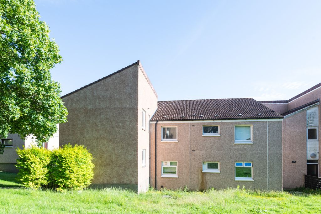 Property photo 1 of 18 Exterior