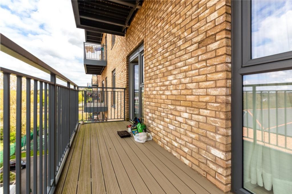 Property photo 3 of 18