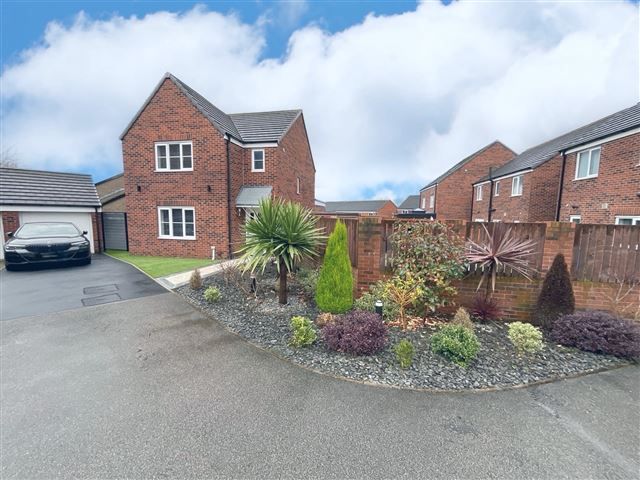 Property photo 1 of 21 Front