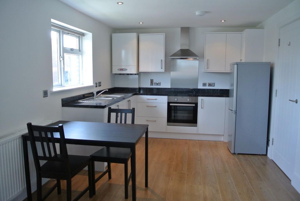 Property photo 3 of 6 Picture 3