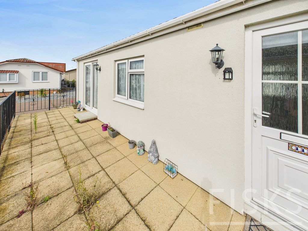 Property photo 3 of 9