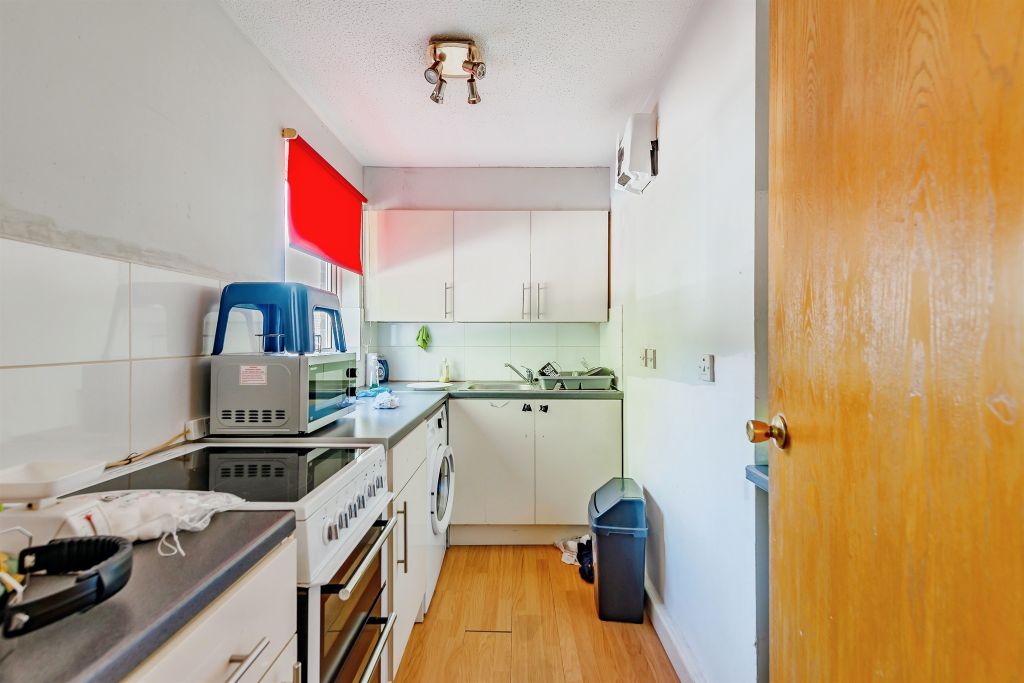 Property photo 3 of 9