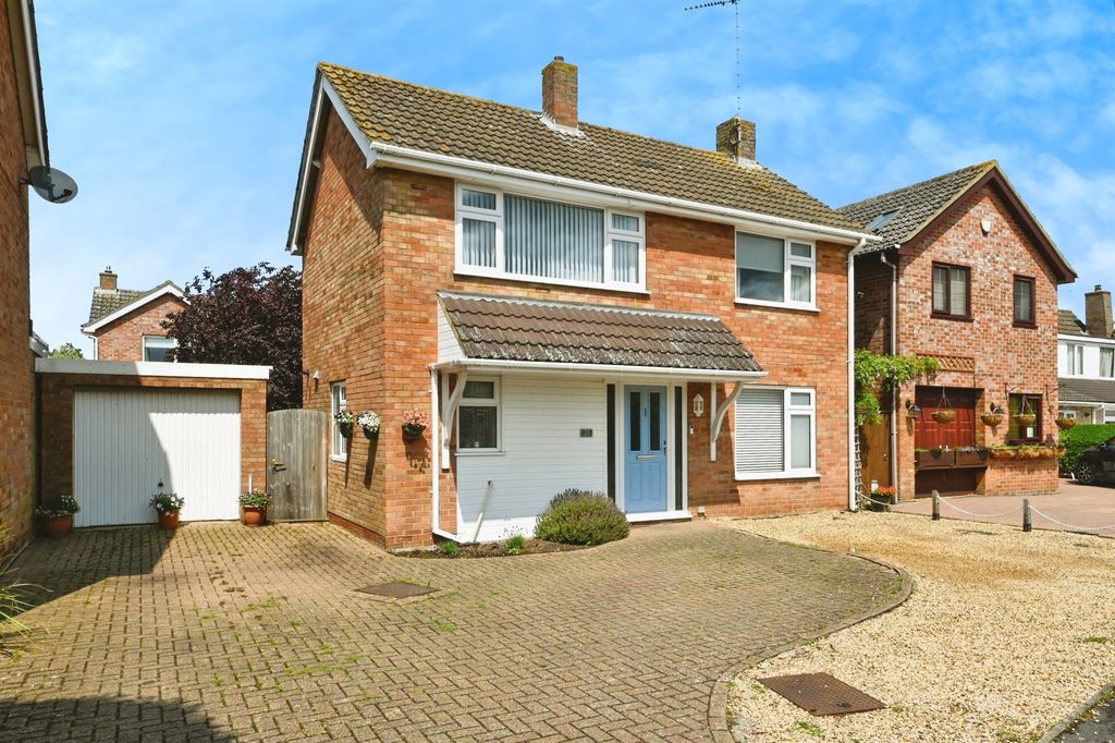 Property photo 1 of 16