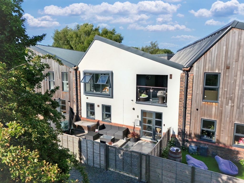 Property photo 1 of 27 4254691