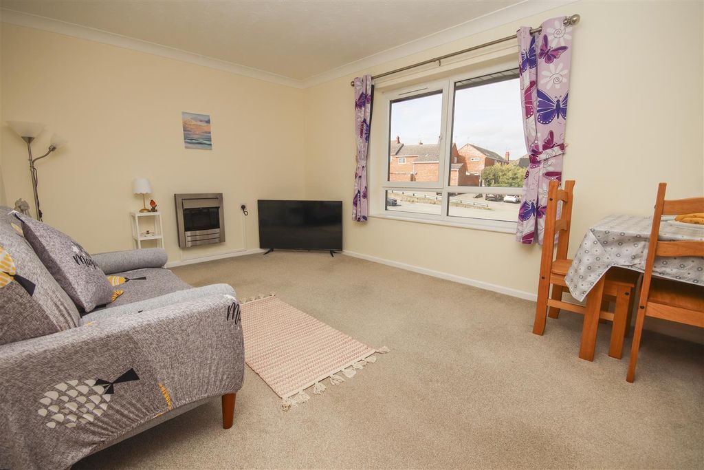 Property photo 3 of 13 Img_0060.Jpg