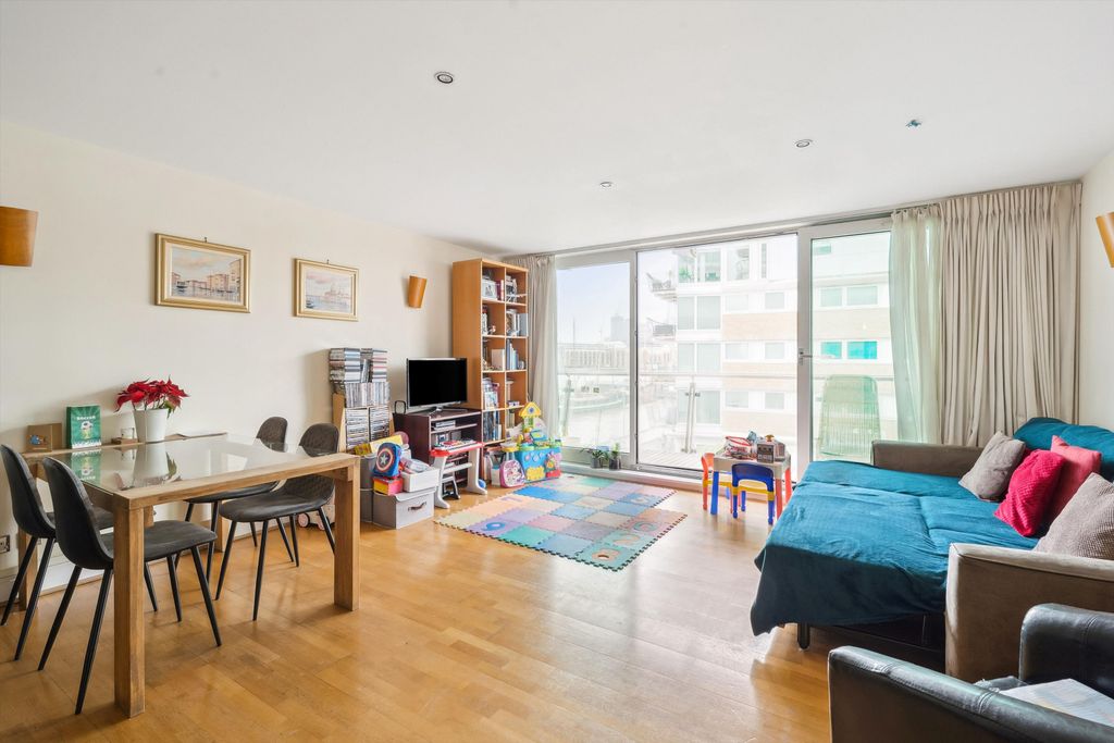 Property photo 1 of 14 Image