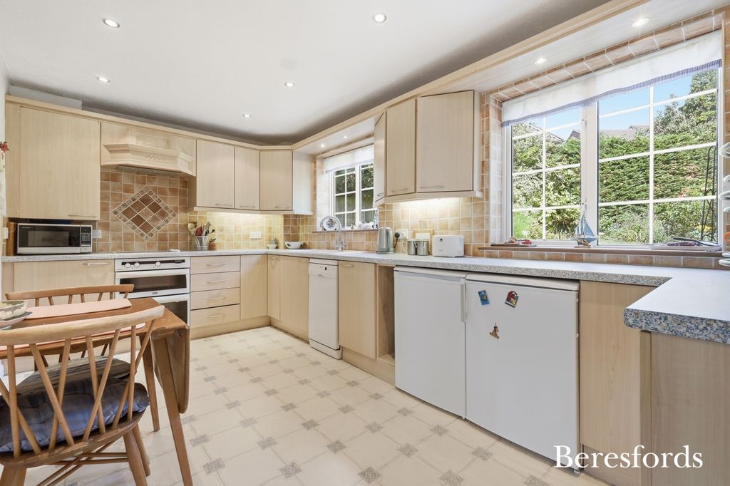 Property photo 3 of 18 Picture No. 09