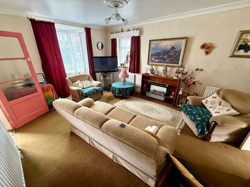 Property photo 2 of 16