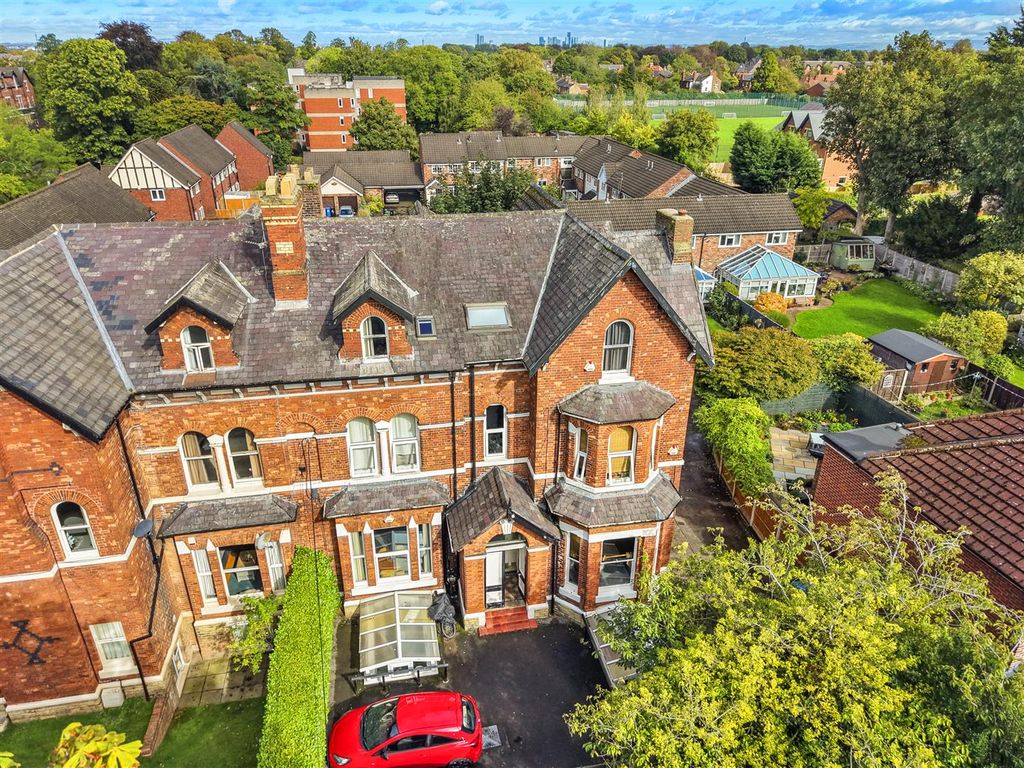 Property photo 1 of 13 Dji_20260923125209_0092_D.Jpg