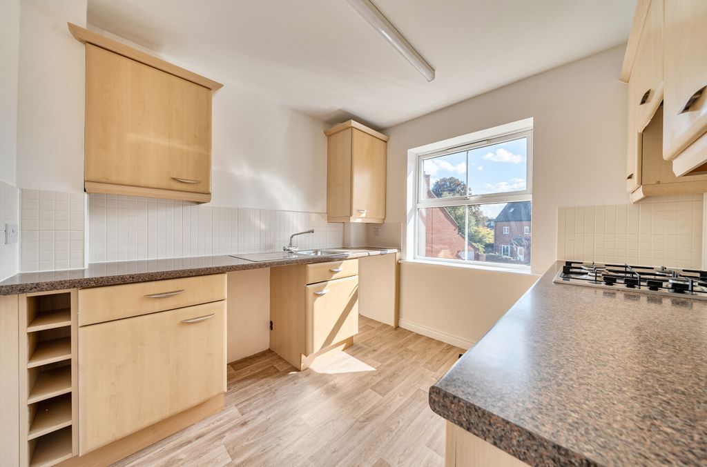 Property photo 2 of 16 Seddons Tiverton