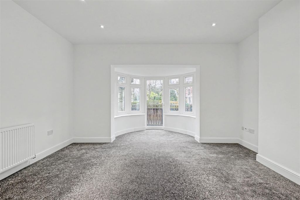 Property photo 2 of 11 Lounge_Diner 1_1.Jpeg