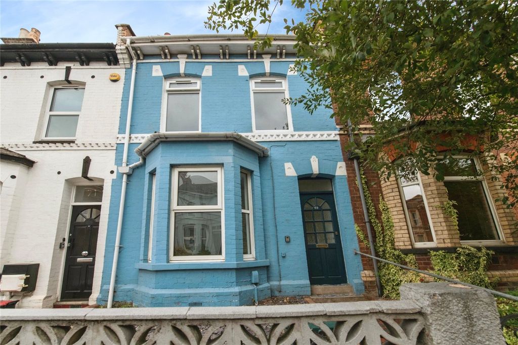 Property photo 1 of 21 Picture No. 04
