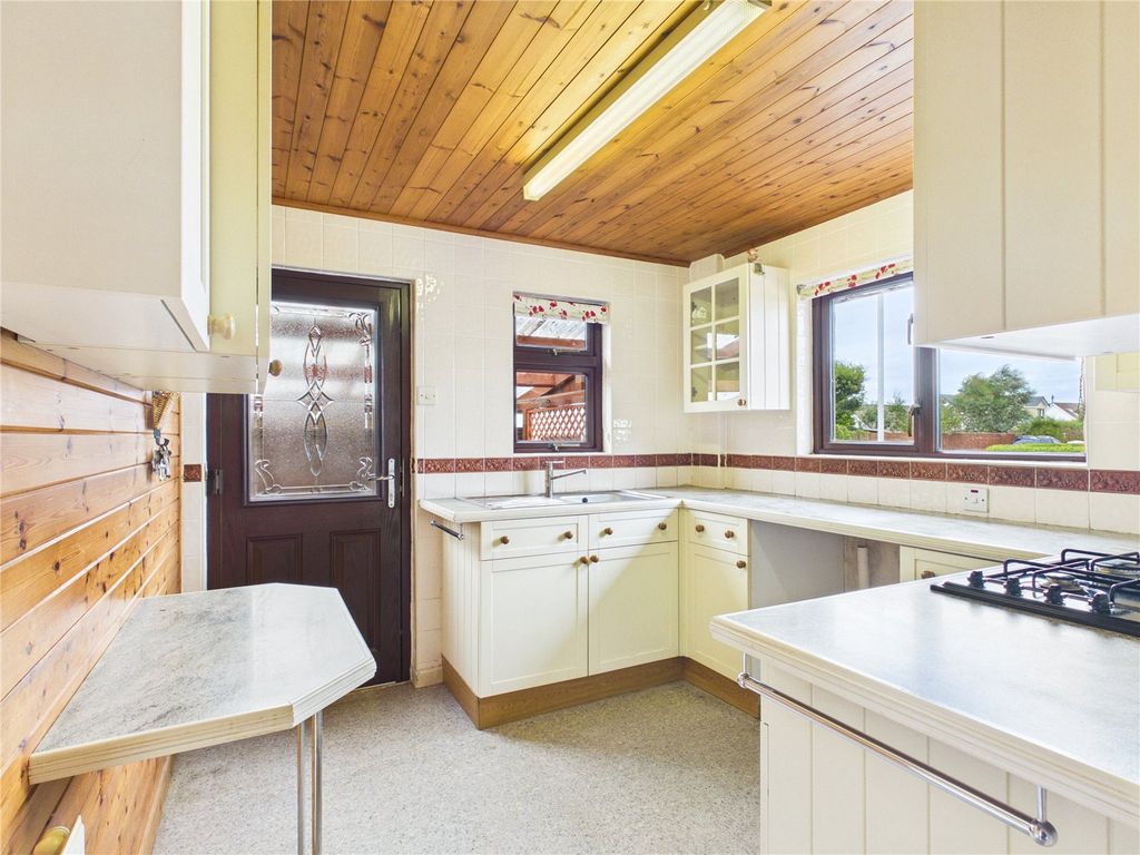 Property photo 2 of 14 Picture No. 03