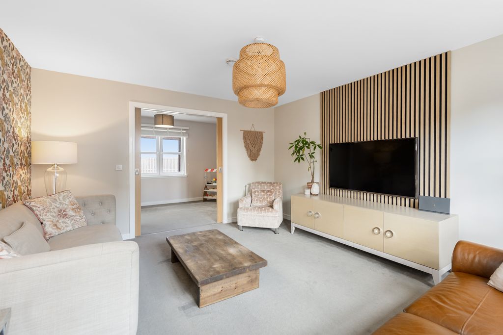 Property photo 3 of 29 Property Image 3