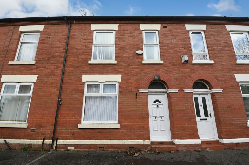 Property photo 2 of 9