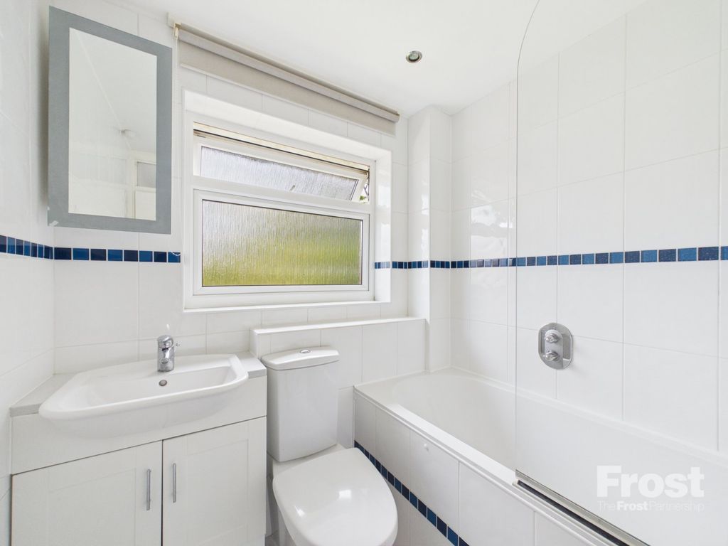 Property photo 3 of 11 Picture No. 40
